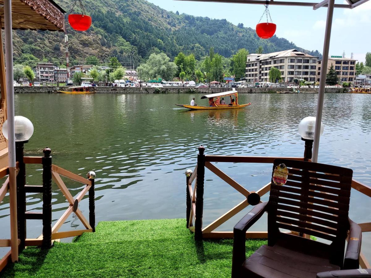 Tashkand Houseboat Srinagar  Exterior photo